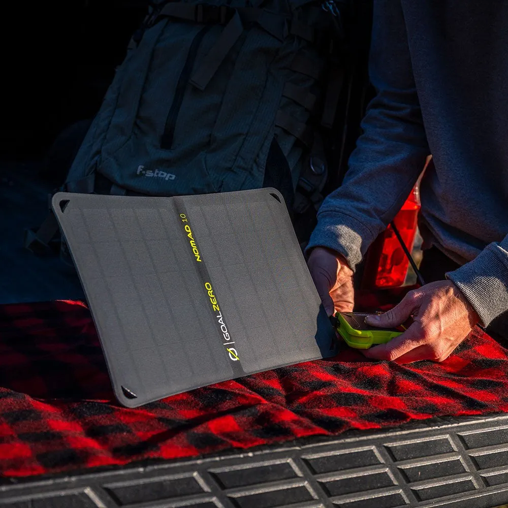 Goal Zero Nomad 10   Venture 30 Solar Kit
