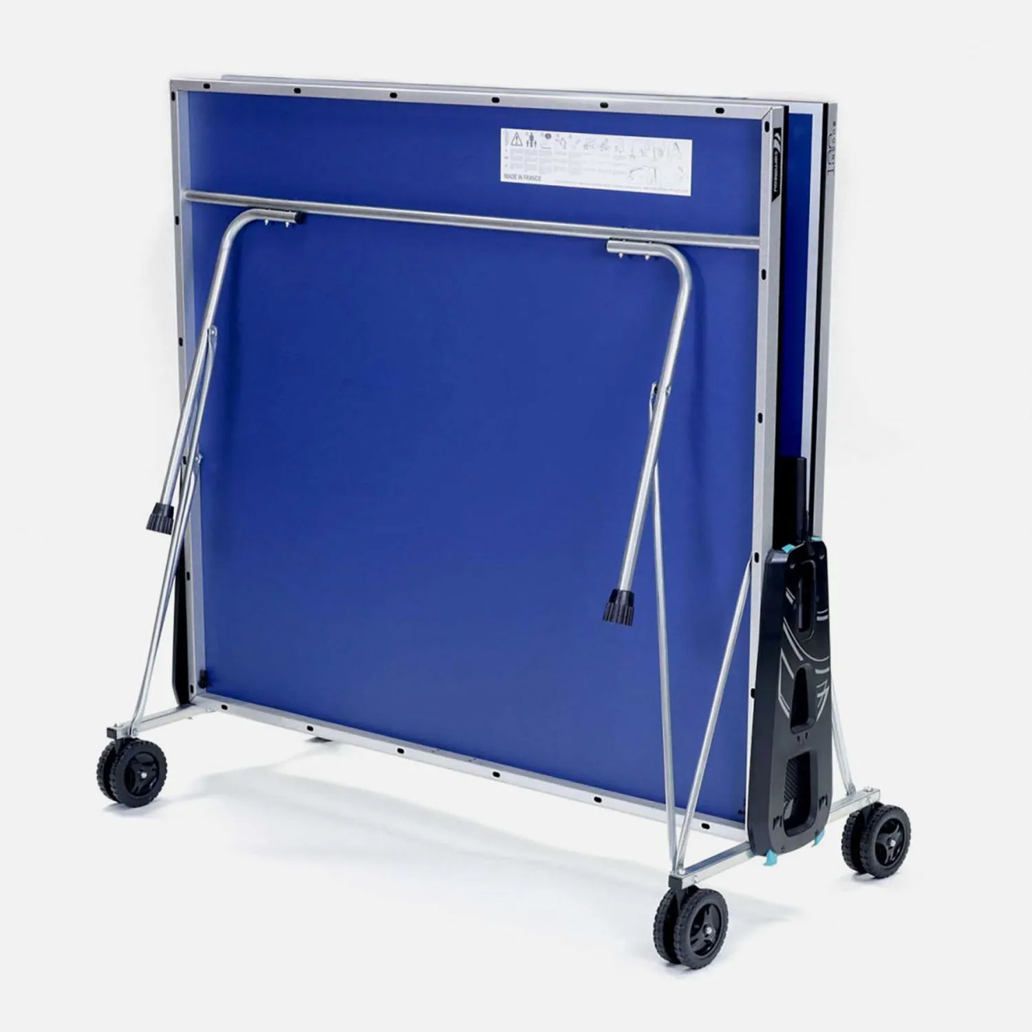 INDOOR BLUE TABLE TENNIS